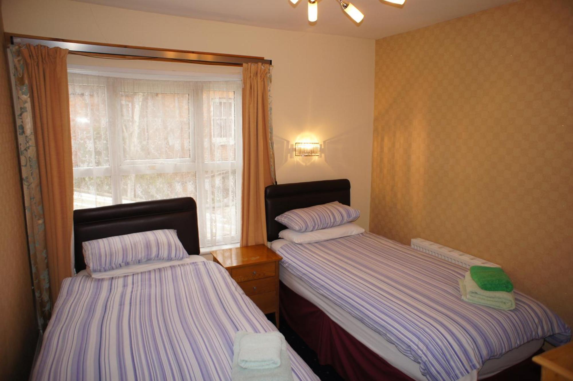 Abinger Guest House Лестер Экстерьер фото